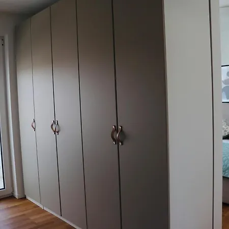 Komfortables Penthouse 200 Qm Apartman *