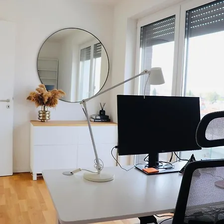 Apartman Komfortables Penthouse 200 Qm *